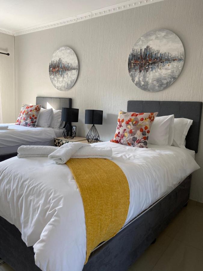 The Outlook Guest House Newcastle Buitenkant foto